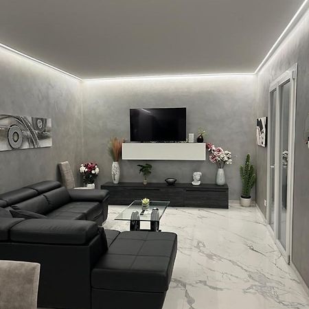 Apartmán Corso Montecarlo Ventimiglia Exteriér fotografie