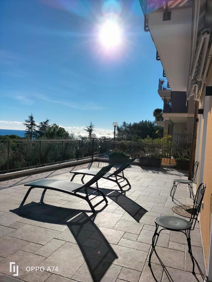 Apartmán Corso Montecarlo Ventimiglia Exteriér fotografie