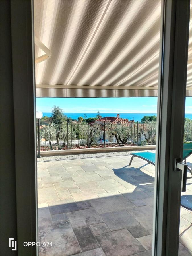 Apartmán Corso Montecarlo Ventimiglia Exteriér fotografie